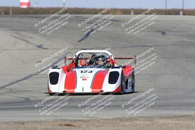 media/Nov-16-2024-CalClub SCCA (Sat) [[641f3b2761]]/Group 2/Race (Outside Grapevine)/